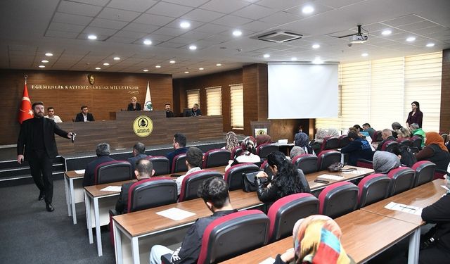 Pursaklar Belediyesi iş arayanlarla işverenleri buluşturdu