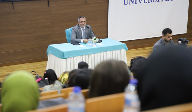 Rektör Köseoğlu Öğrencilerle Bir Araya Geldi!