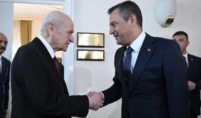 CHP lideri Özel'den Bahçeli'ye sert sözler: "Konuşmayan bir tek sensin MHP'li"