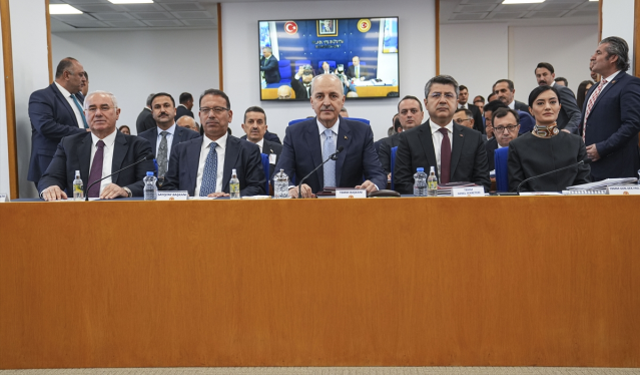 Meclis'te tansiyon yükseldi: "PKK sevdanız nereden geliyor?" sözü Kurtulmuş'u çileden çıkardı!