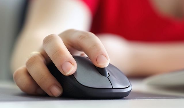 Yeni siber tehdit ortaya çıktı! Masanızdaki fare sizi dinliyor olabilir!