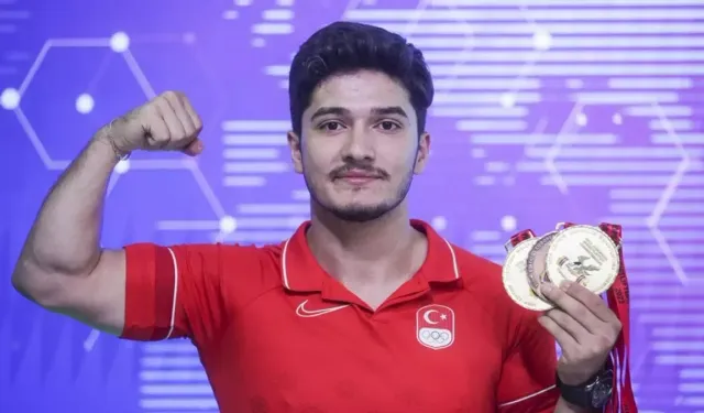 Muhammed Furkan Özbek’ten tarihi zafer! Dünya şampiyonu oldu