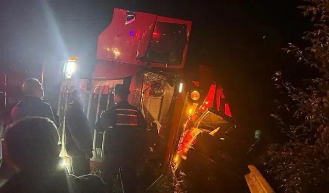 Ankara Polatlı’da korkunç kaza! Minibüs devrildi, 12 kişi yaralandı
