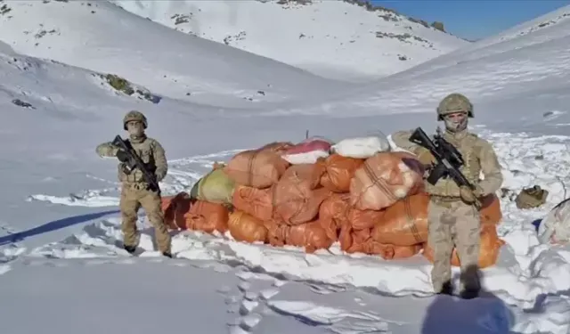 Hakkari ve Ağrı’da dev operasyon: 1 tonun üzerinde uyuşturucu ele geçirildi