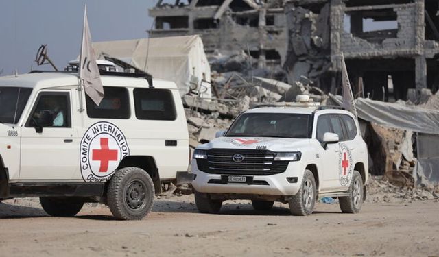 Ateşkes kapsamında Hamas bir esirin daha cenazesini İsrail’e teslim etti