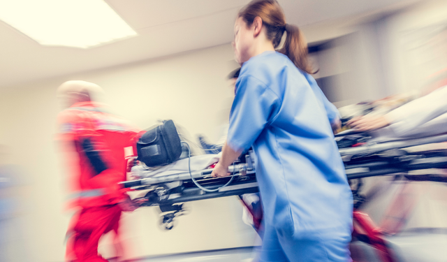 Bir zehirlenme vakası daha! Bingöl'de 120 öğrenci öğle yemeği sonrası fenalaştı!