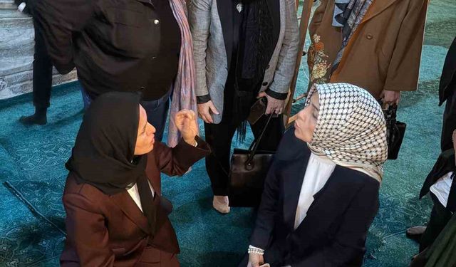 AK Parti heyeti Ayasofya-i Kebir Cami-i Şerifi'nde restorasyon incelemesi yaptı