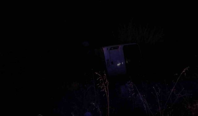 Siirt’te İşçileri Taşıyan Otobüs Devrildi: 17 Kişi Yaralandı