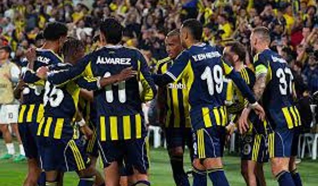 Kadıköy’de fırtına koptu: Fenerbahçe galibiyetle zirve avına çıktı
