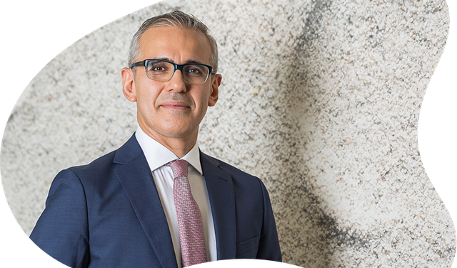 Op. Dr. Selim Muğrabi kimdir? Hangi hastanede çalışıyor?