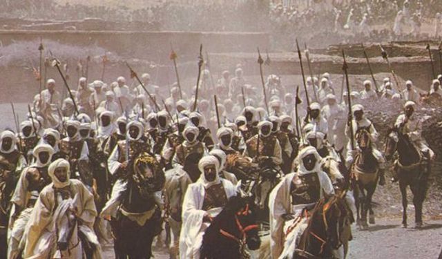 Peygamber efendimize ilk iman eden erkek kimdir?