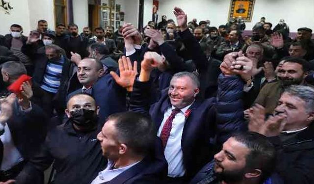 Serhat Ardahanspor Başkanı İskender Alihanoğlu kimdir, nereli? Hangi takımları yönetti?