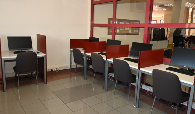 Sema Yazar Gençlik Vakfı’ndan Öğrencilere Bilgisayar Desteği!