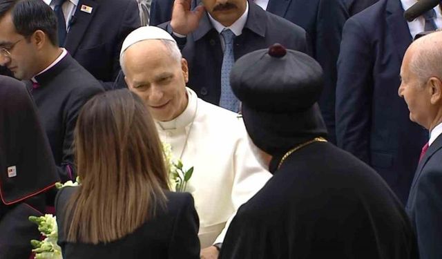 Papa 14. Leo, Yeşilköy’deki buluşmada Hristiyan topluluklarla bir araya geldi
