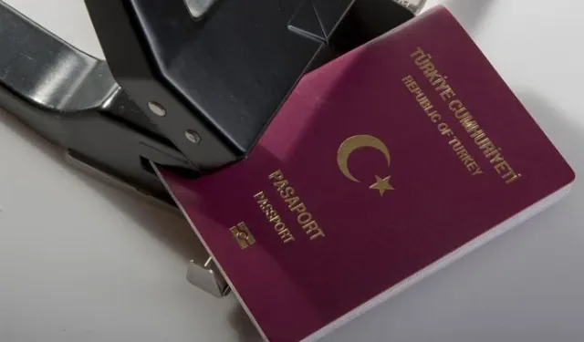 Pasaport ehliyet ve aile cüzdanı ücretlerine zam: 2026 tarifesi Resmi Gazete’de