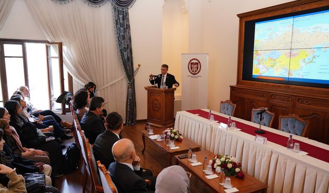 Türk dilinin dünden bugüne yolculuğu Ankara'da konuşuldu