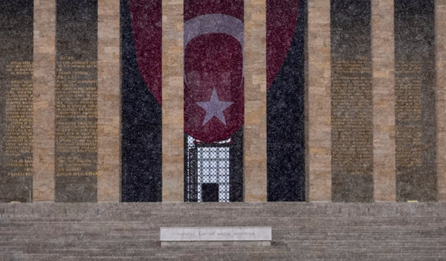 Ankara’da Kar Etkisini Artırdı: Anıtkabir İlgi Odağı Oldu