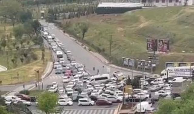 Ankara’nın trafik çilesi yine sosyal medyanın dilinde!