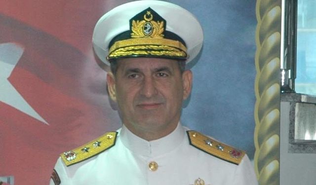 Atilla Kezek kimdir nereli? Amiral Atilla Kezek kitapları