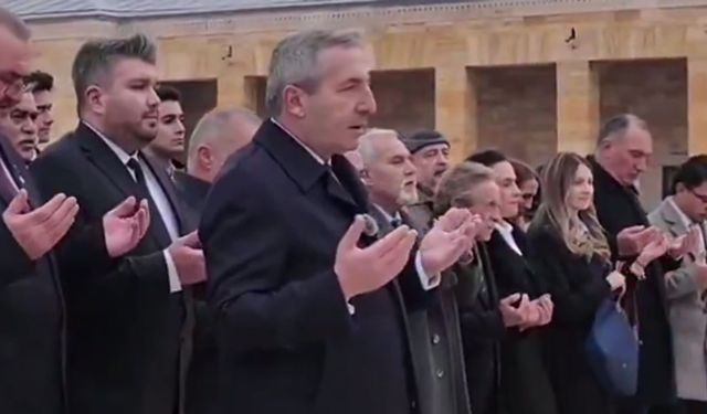 Anıtkabir’de dua ettiler, CHP’ye rakı mesajı gönderdiler!