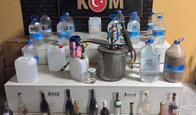 Evde kaçak alkol üretimi! Sakarya’da bir kişi gözaltında