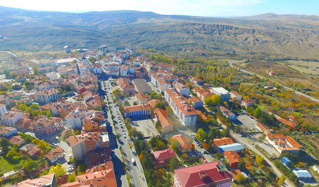 Haymana'daki şiddetli sarsıntı paniğe yol açtı: Patlama sesleri ilçeyi ayağa kaldırdı!