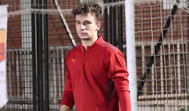 Kaan Tınmaz kimdir? Hangi takımda?