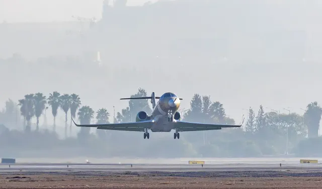 Yeni Süper Orta Boy Gulfstream G300 uçuşa geçti