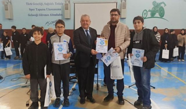 Ankara Pursaklar’da Zekâ Oyunları Yarışması Büyük Rekabete Sahne Oldu