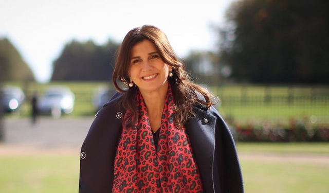 Oya Ünlü Kızıl kimdir? Kaç yaşında, nereli? Eşi kimdir? Babası kimdir?