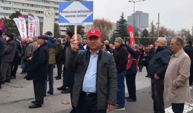 TEP, Emeklilerin ve Emekçilerin Bütçe Hakkı Mitingi’ne katıldı