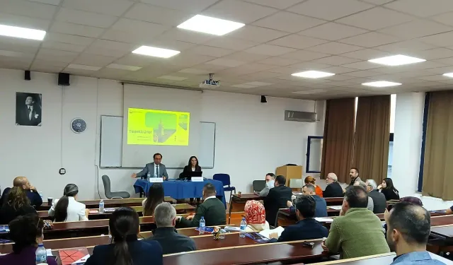 Dijital ve Akıllı Belediyecilik SBF’deki oturumda ele alındı