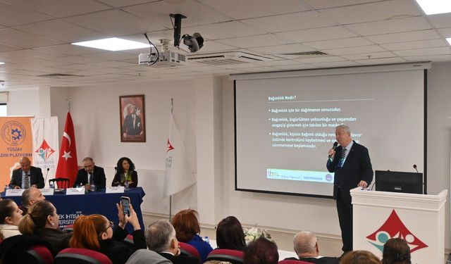 Ankara Yüksek İhtisas Üniversitesi'nde bağımlılıkla mücadele masaya yatırıldı