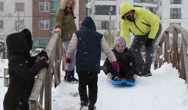 Bolu'da okullar tatil edildi! Kamu çalışanları da izinli