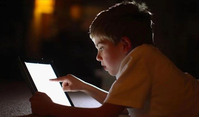 TBMM’den çocuklar için dijital kalkan: Özel SIM kart ve gece erişim sınırı gelebilir!