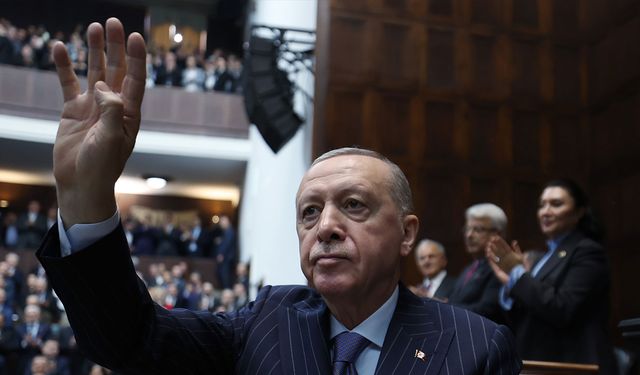 Üç milletvekili AK Parti’ye katıldı! TBMM’de sandalye sayısı değişti!