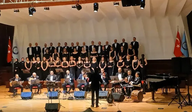Gazi Üniversitesi Sultan-i Yegâh TSM Korosu’ndan muhteşem konser