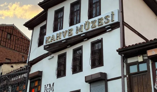 Kahve tutukunlarının mutlaka uğraması gereken o yer... Ankara'nın ilk ve tek kahve müzesi