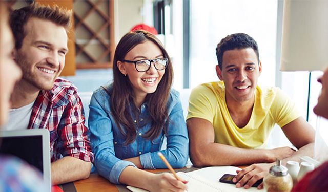 Ankara Yüksek İhtisas Üniversitesi Samsun'da aday öğrencilerle buluşuyor