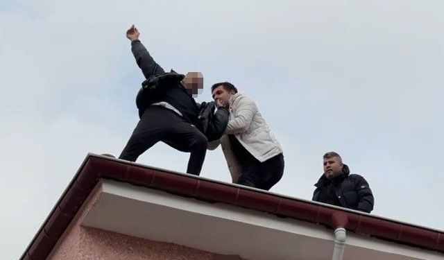 Kulu’da çatıdaki intihar girişimi faciaya dönüşmeden önlendi