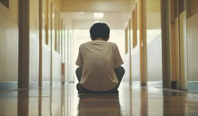 Akranına şiddet uygulayan çocuğa elektronik kelepçe kararı