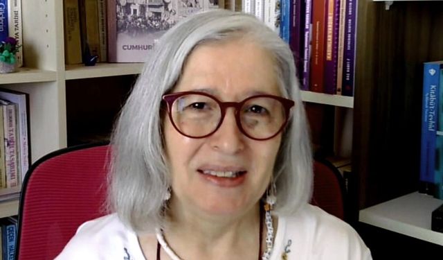 Berrin Sönmez kimdir, aslen nereli? Berrin Sönmez neden başını açtı?