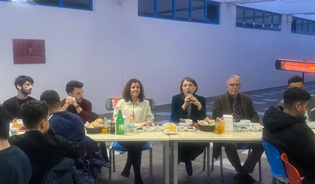 Ankara Üniversitesi yönetiminden Gölbaşı'nda iftar buluşması