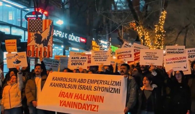 Ankara’da Gençlerden İran’a Destek Yürüyüşü