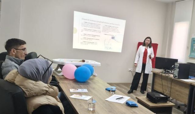 Ankara Sincan’da Gebe Okulu ve Bebek Akademisi Eğitimleri Devam Ediyor