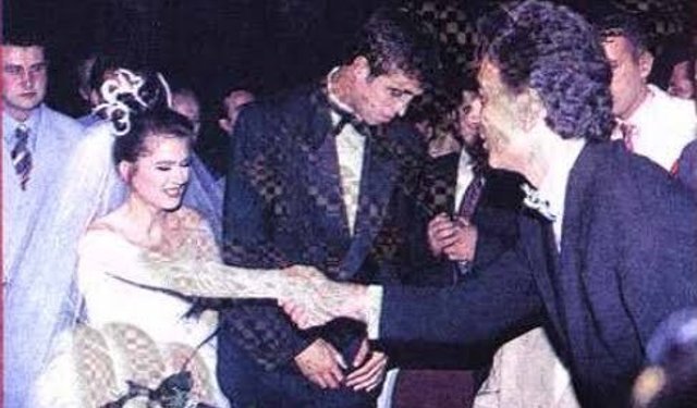 Esra Elbirlik kimdir? Abisi kimdir? Neden öldü? Hakan Şükür’ün ilk eşi Esra Elbirlik’in hayatı