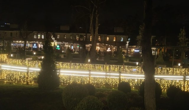 HAVALARIN ISINMASI SARAÇOĞLU PARKINI CANLANDIRDI