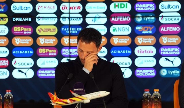 Derbi hezimeti sonrası Samandıra karıştı: Fenerbahçe sezonun en zor kararını verecek!