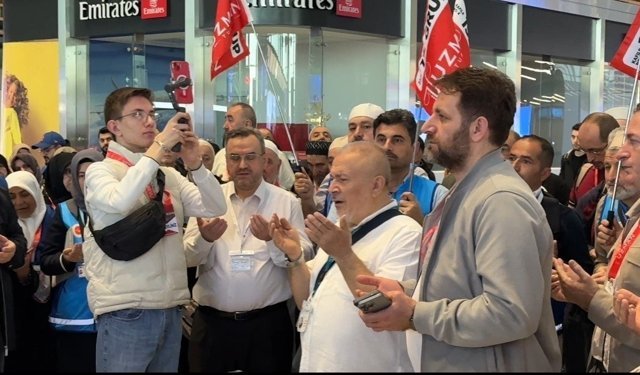 Hacı adayları kutsal topraklara uğurlandı! İstanbul Havalimanı’nda duygu dolu anlar