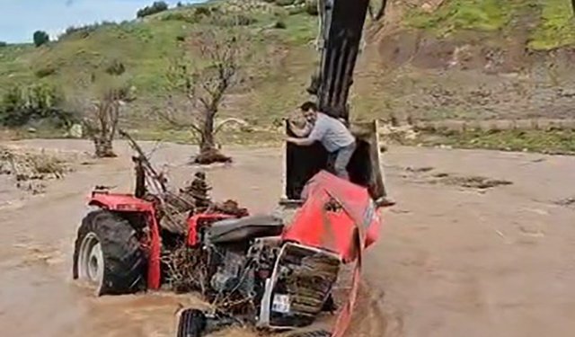 Kilis’te Afrin Çayı’nda mahsur kalan vatandaş kurtarıldı